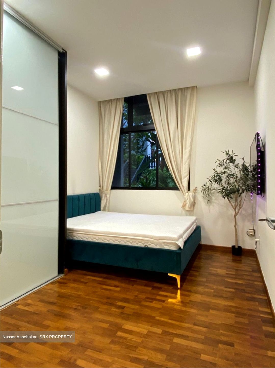 The Summit (D16), Condominium #638003181